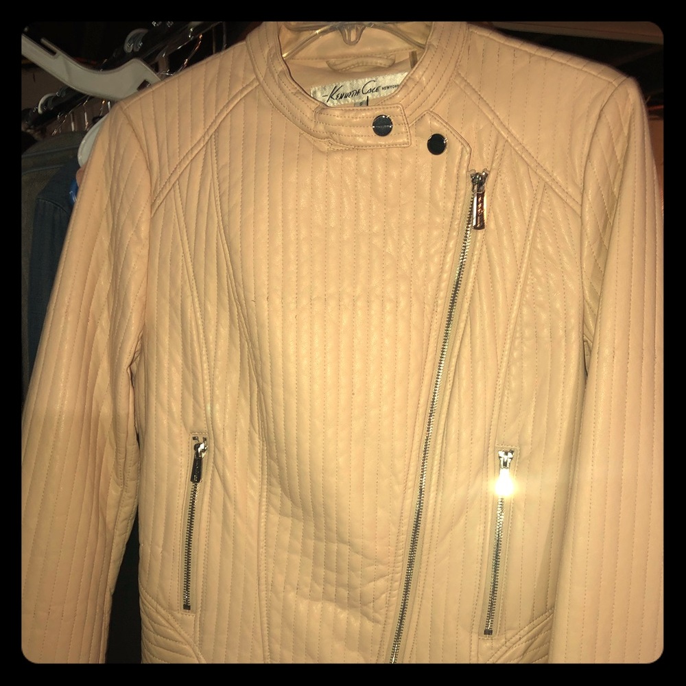 Kenneth Cole cream sz smal new jacket